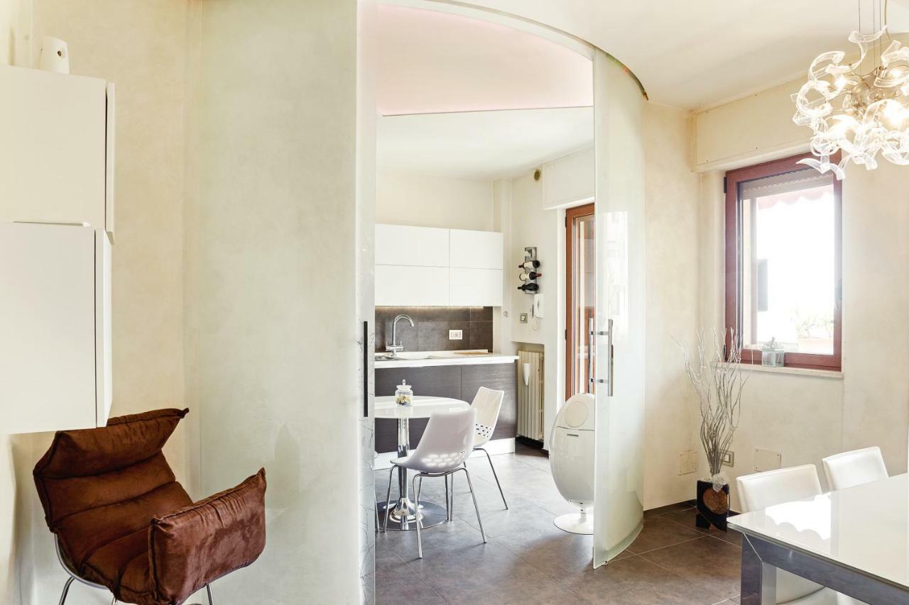 Bari Airport Seaview Apartment Buitenkant foto